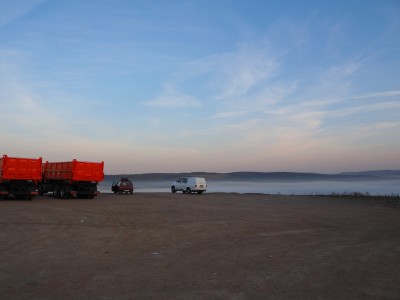 ущелье города Сим закрыто туманом