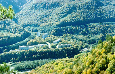 Буково летом - вид с утёса Кораблик